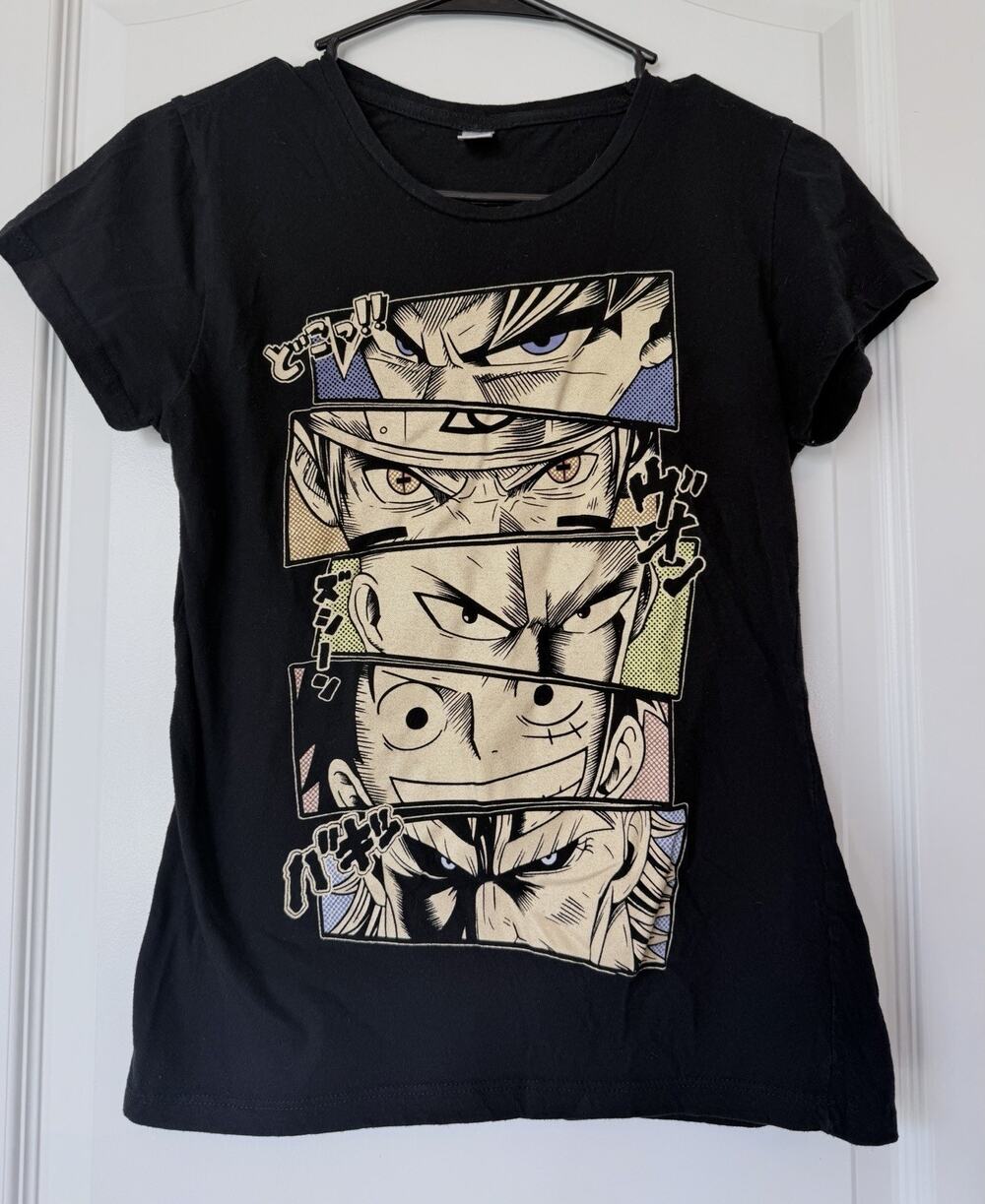 Pampling Black Anime Heroes Graphic Crew Neck Tee Short Sleeve Small